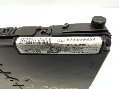 Автозапчасти б/у блок реле/предохранителей за renault megane ii (bm0/1_, cm0/1_) 1.9 dci (bm0g, cm0g) ссылки oem iam 8200306434  s118400220c