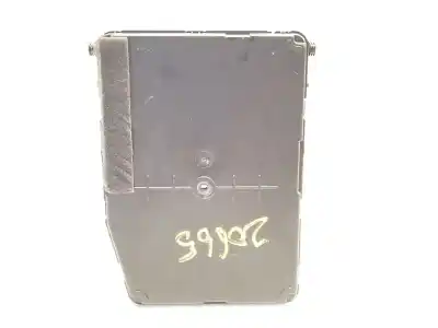 Second-hand car spare part fuse box unit for renault megane ii (bm0/1_, cm0/1_) 1.5 dci (bm1e, cm1e) oem iam references 8200724338  