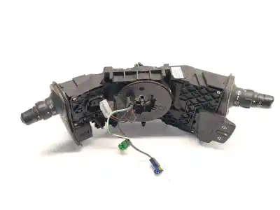 Pezzo di ricambio per auto di seconda mano  per RENAULT SCÉNIC II (JM0/1_)  Riferimenti OEM IAM 8200127727  61880051