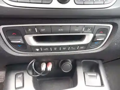 Автозапчастина б/у  для RENAULT SCÉNIC III (JZ0/1_)  Посилання на OEM IAM 275100026R  