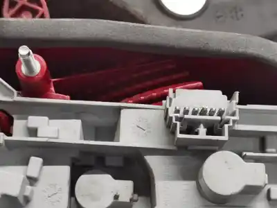 Pièce détachée automobile d'occasion feu arrière droit pour renault modus / grand modus (f/jp0_) 1.5 dci (fp0d, jp0d) références oem iam   