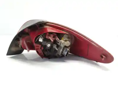 Second-hand car spare part left tailgate light for peugeot 206 fastback (2a/c) 1.4 hdi eco 70 oem iam references   