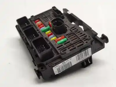 Peça sobressalente para automóvel em segunda mão caixa de fusíveis e relés por citroen c4 coupé (la_) 1.6 hdi referências oem iam 9661682780