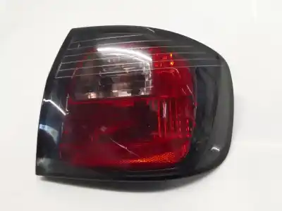 Tweedehands auto-onderdeel rechter achterlamp voor nissan primera hatchback (p11) 1.6 16v oem iam-referenties 