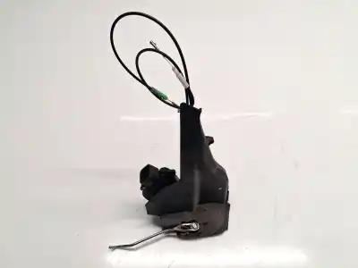 Recambio de automóvil de segunda mano de CERRADURA PUERTA TRASERA IZQUIERDA para TOYOTA RAV 4 II (_A2_) 2.0 D 4WD (CLA20_, CLA21_) referencias OEM IAM   