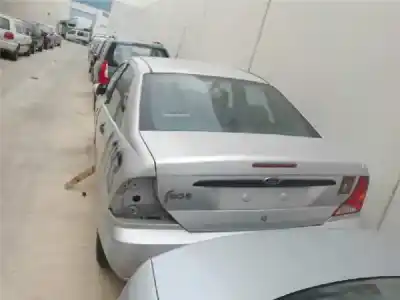 Автозапчасти б/у ПЕРЕДНЯЯ РЕШЕТКА за FORD FOCUS BERLINA (CB4) 1.6 Trend [1.6 Ltr. - 74 kW 16V CAT] ссылки OEM IAM   