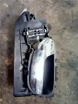 Автозапчастина б/у ЛІВА ЗАДНЯ ВНУТРІШНЯ РУЧКА для PEUGEOT 307 (S1) 1.6 16V CAT Посилання на OEM IAM   