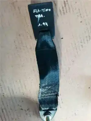 Автозапчасти б/у ЦЕНТРАЛЬНЫЙ ЗАДНИЙ РЕМЕНЬ БЕЗОПАСНОСТИ за FIAT TIPO (160) 1.4 CAT ссылки OEM IAM   