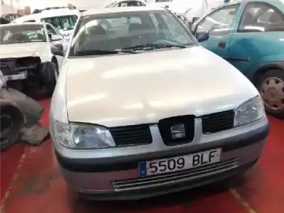 Автозапчасти б/у ВНУТРЕННЕЕ ЗЕРКАЛО за SEAT IBIZA II (6K1) 1.9 SDI ссылки OEM IAM   