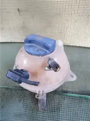 Pièce détachée automobile d'occasion VASE D'EXPANSION D'EAU - LIQUIDE DE REFROIDISSEMENT pour SEAT LEON (1M1) 1.6 16 V Références OEM IAM   