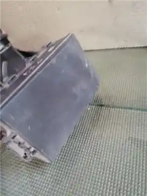 Автозапчасти б/у БЛОК РЕЛЕ/ПРЕДОХРАНИТЕЛЕЙ за FORD FOCUS BERLINA (CAK) 1.6 16V CAT ссылки OEM IAM   