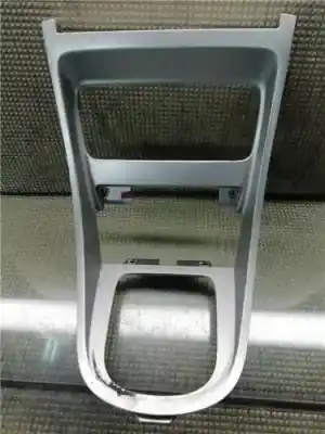 Автозапчастина б/у ЦЕНТРАЛЬНА КОНСОЛЬ для PEUGEOT 307 BREAK / SW (S1) 1.6 HDi Посилання на OEM IAM   