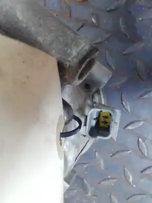 Peça sobressalente para automóvel em segunda mão compressor de ar condicionado a/a a/c por renault clio iii confort expression referências oem iam 8200651251  06150112762