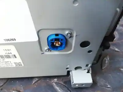 Second-hand car spare part audio system / radio cd for seat leon (5f1) style connect oem iam references 5f0919604  