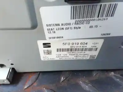 Second-hand car spare part audio system / radio cd for seat leon (5f1) style connect oem iam references 5f0919604  