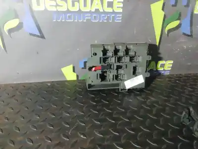 Tweedehands auto-onderdeel relais/zekeringenkastje voor bmw serie 3 berlina (e90) 320d oem iam-referenties 911944603