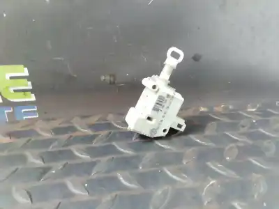 Pezzo di ricambio per auto di seconda mano motore chiusura cancello centralizzato per seat toledo (1m2) signo riferimenti oem iam 3b0959781b