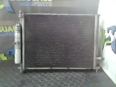 Peça sobressalente para automóvel em segunda mão  por RENAULT CLIO III  Referências OEM IAM 8200688390  