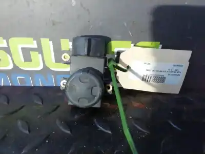 İkinci el araba yedek parçası Degistirmek için AUDI S8 (4E) 5.2 V10 40V FSI CAT (BSM) OEM IAM referansları 4E0959778C  