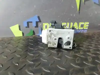 Second-hand car spare part Front Right Door Lock for AUDI A4 BERLINA (B5) 1.9 TDI OEM IAM references 8D1837016E  