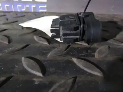 Pezzo di ricambio per auto di seconda mano interruttore per dacia duster laureate 4x4 riferimenti oem iam e2311115  