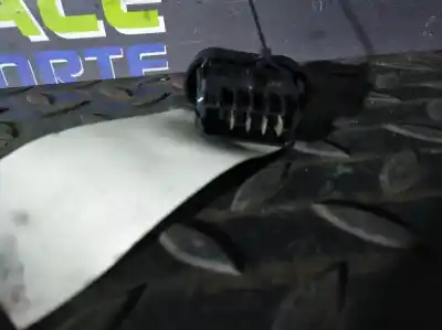 Pezzo di ricambio per auto di seconda mano interruttore per dacia duster laureate 4x4 riferimenti oem iam e2311115  