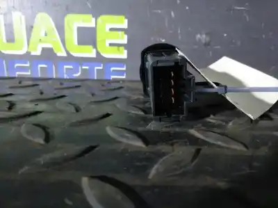 Peça sobressalente para automóvel em segunda mão interruptor 4 piscas - emergência por dacia duster laureate 4x4 referências oem iam 25177  602232a