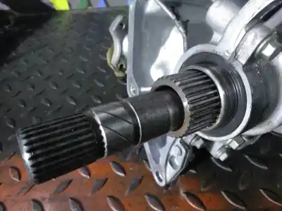 Second-hand car spare part front differential for dacia duster laureate 4x4 oem iam references 8200988059  8200988060