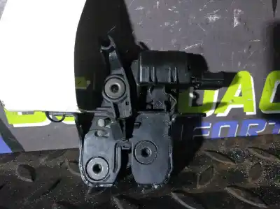 Second-hand car spare part trunk lock for dacia duster laureate 4x4 oem iam references 905030010r  