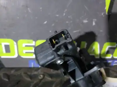 Second-hand car spare part tailgate back door handle for dacia duster laureate 4x4 oem iam references 906062426r  