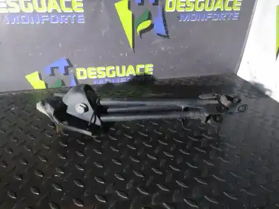 Second-hand car spare part rear left stay for dacia duster laureate 4x4 oem iam references 8200839124