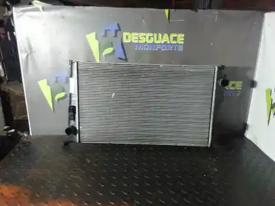 Second-hand car spare part Water Radiator for DACIA DUSTER Laureate 4x4 OEM IAM references 8200880550  8200880550B