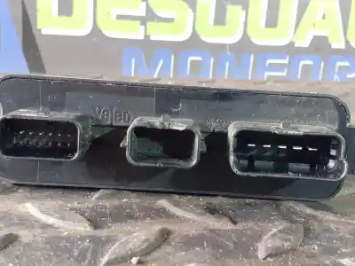 Peça sobressalente para automóvel em segunda mão módulo eletrônico por renault clio iii exception referências oem iam 8200261817  89901282d