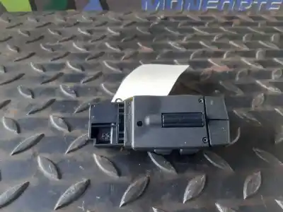 Peça sobressalente para automóvel em segunda mão comandos do volante por dacia duster laureate 4x4 referências oem iam 344732013  