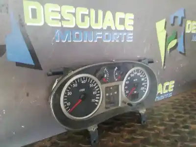 Second-hand car spare part dashboard for renault clio ii fase ii (b/cb0) dynamique oem iam references 8200261102  