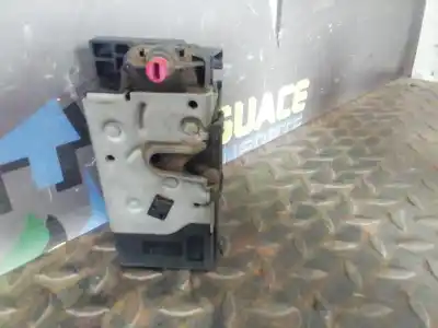 Second-hand car spare part RIGHT SIDE DOOR LOCK for OPEL COMBO  OEM IAM references 13157757  