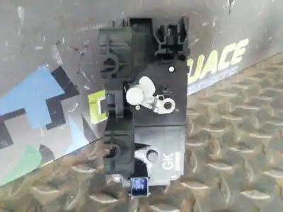 Second-hand car spare part right side door lock for opel combo cargo oem iam references 13157757  