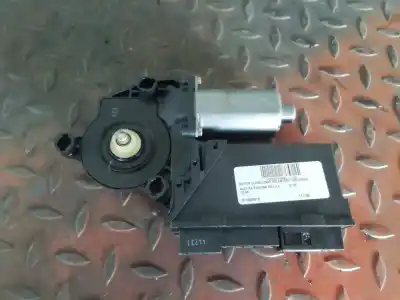 Peça sobressalente para automóvel em segunda mão motor elevador vidro dianteiro esquerdo por audi a4 berlina (8e) 3.0 referências oem iam 8e1959801b  5wk47002bbf