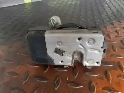 Pezzo di ricambio per auto di seconda mano serratura porta anteriore destra per opel corsa c blue line riferimenti oem iam 13154792  13154792gf