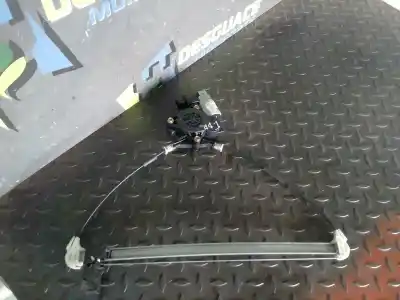 Peça sobressalente para automóvel em segunda mão  por MAZDA 3 BERLINA (BK)  Referências OEM IAM D6515858X  