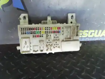 Peça sobressalente para automóvel em segunda mão caixa de fusíveis e relés por mazda 3 berlina (bk) 1.6 cd diesel cat referências oem iam bp8f66730h