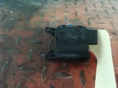 Peça sobressalente para automóvel em segunda mão motor de abertura da comporta de sofagem por audi a4 berlina (8e) 3.0 referências oem iam 8e1820511f  0132801322
