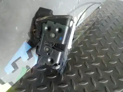 Peça sobressalente para automóvel em segunda mão fechadura da porta traseira esquerda por mazda 3 berlina (bk) 1.6 cd diesel cat referências oem iam 3n6aa26413bp