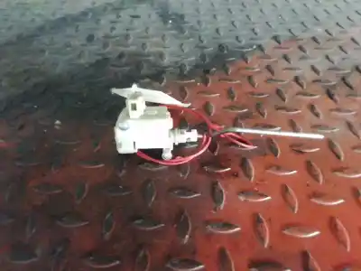 Gebrauchtes Autoersatzteil zentraler torschliessmotor zum audi a4 berlina (8e) 3.0 oem-iam-referenzen 3b0959781