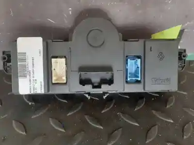 Peça sobressalente para automóvel em segunda mão Comando De Sofagem (chauffage / Ar Condicionado) por RENAULT CLIO III Confort Expression Referências OEM IAM 8200296683  
