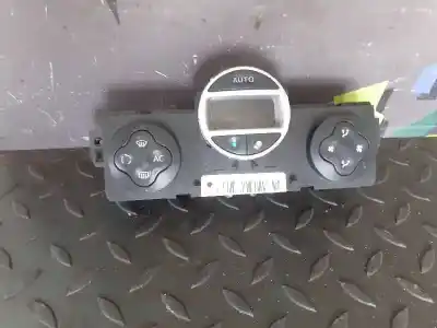 Peça sobressalente para automóvel em segunda mão comando de sofagem (chauffage / ar condicionado) por renault clio iii confort expression referências oem iam 8200296683  