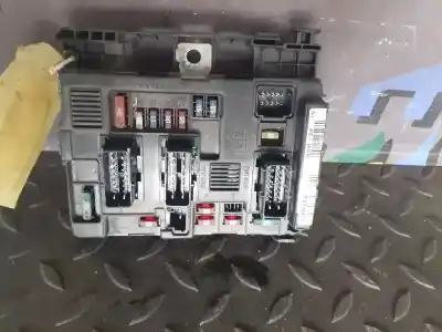 İkinci el araba yedek parçası RÖLE/SIGORTA KUTUSU için PEUGEOT PARTNER (S2)  OEM IAM referansları 9643498980  BSM-B2