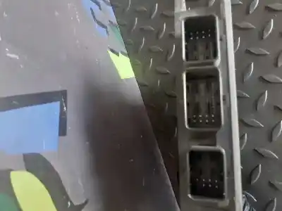 Second-hand car spare part ecu engine control for renault clio iii confort expression oem iam references 8200399038  8200619409