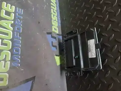 Second-hand car spare part ecu engine control for renault clio iii confort expression oem iam references 8200399038  8200619409