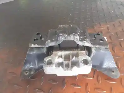 Second-hand car spare part left engine support for seat leon (5f1) style connect oem iam references 5q0199555r  
